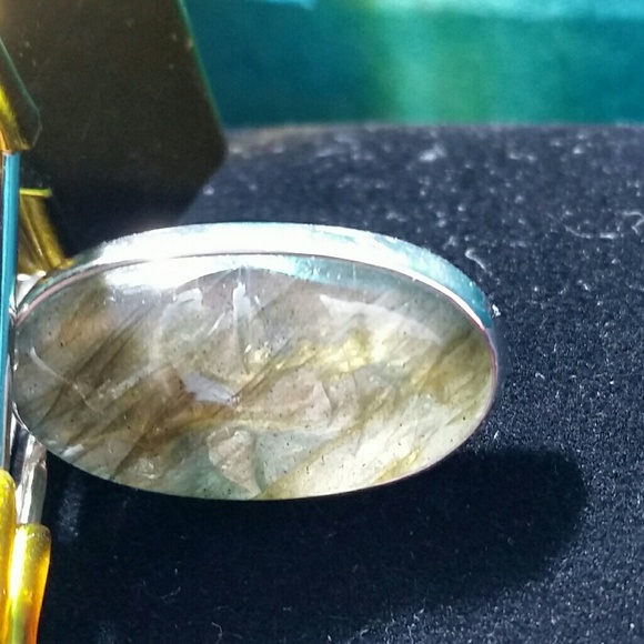 .925 Silver Carved Labradorite Face Pendant - Picture 3 of 8